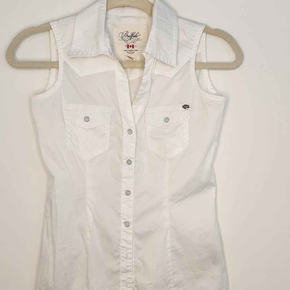 BUFFALO DAVID BITTON WHITE SLEEVELESS BUTTON DOWN – XS/TP - NWOT